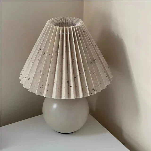 ÉléganceRétro - Lampe de Table Vintage avec Abat-Jour Plissé