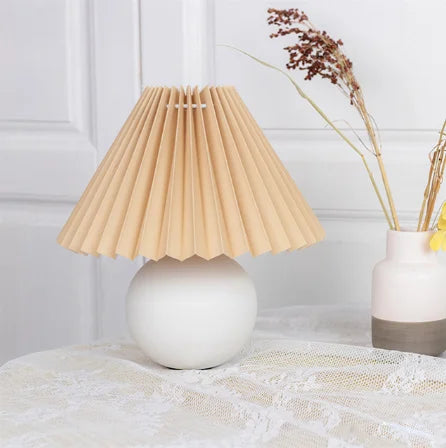 ÉléganceRétro - Lampe de Table Vintage avec Abat-Jour Plissé