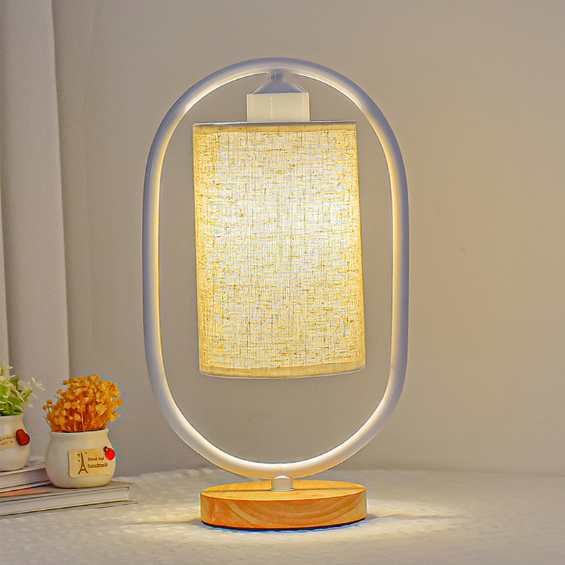 Élégance Intemporelle - Lampe LED en Bois Vintage avec Fonction Dimmable
