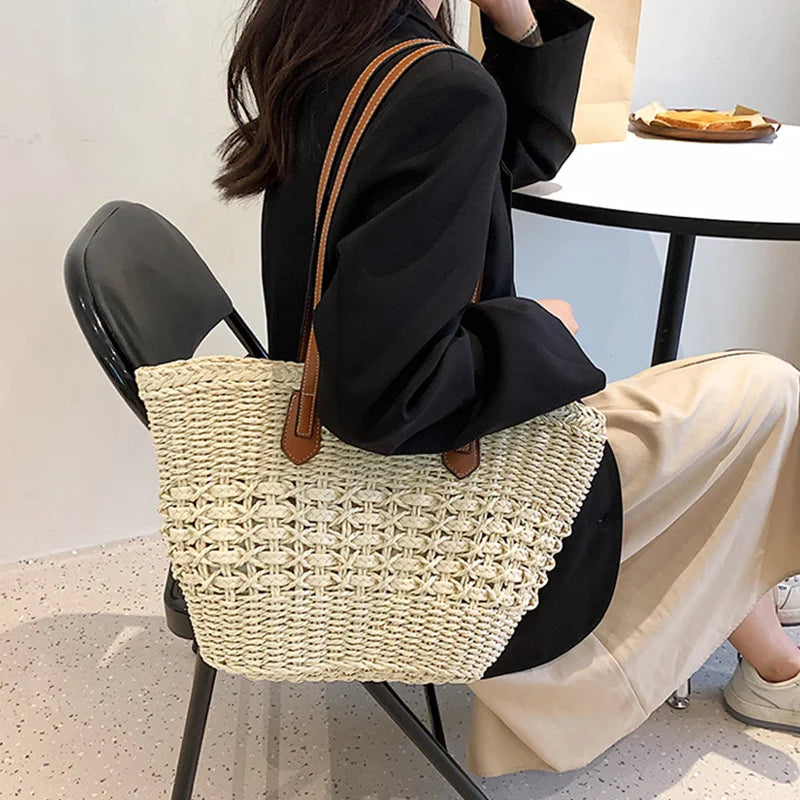 BohoVibe Tote – Élégant Sac Œufs en Paille