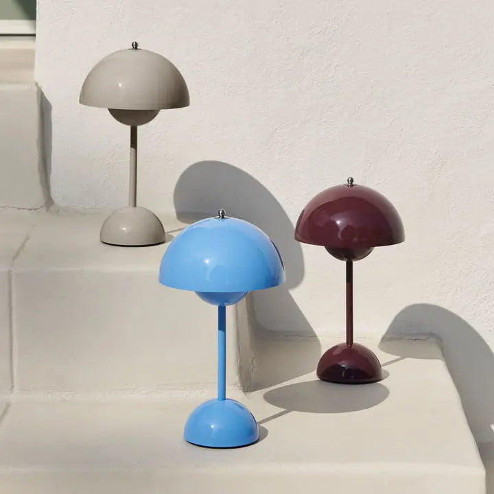 LunarGlow - Lampe de table LED pour une ambiance élégante
