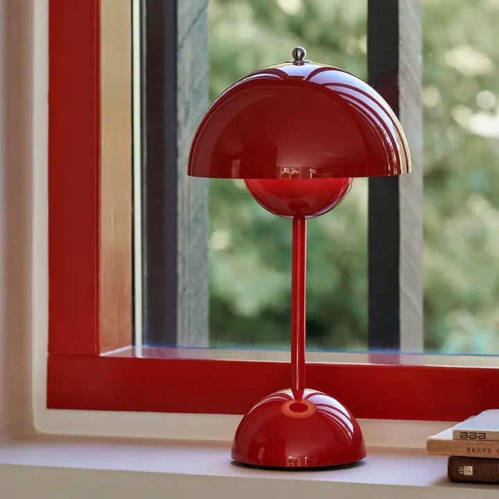 LunarGlow - Lampe de table LED pour une ambiance élégante