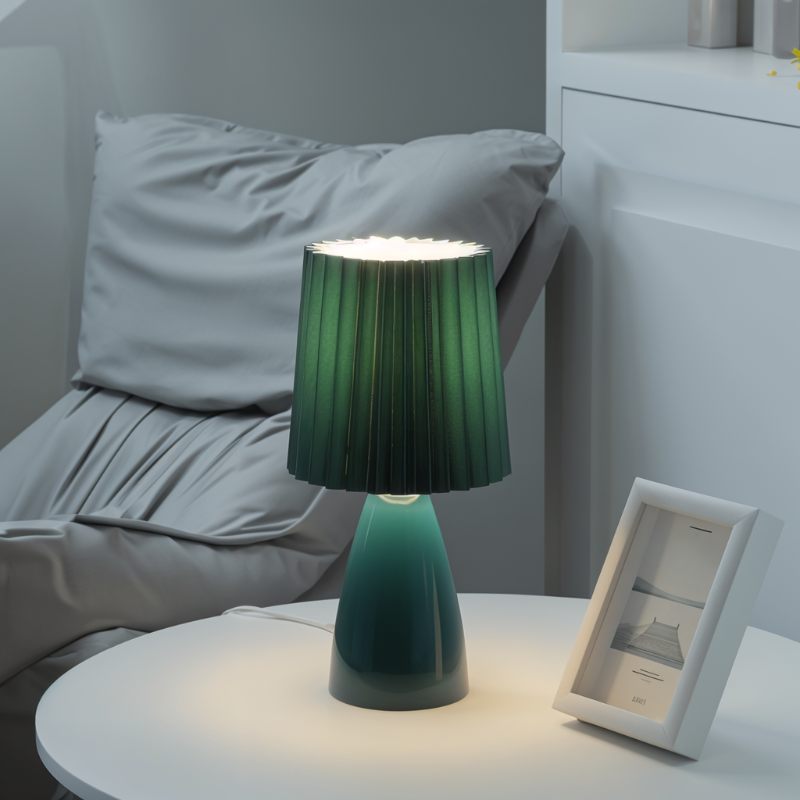 Floroux – Lampe de table élégante pour un éclat confortable et moderne
