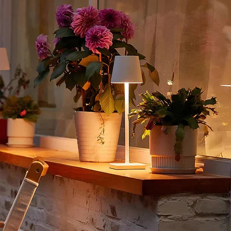 LuméaLuxe – Lampe de Bureau LED Sans Fil avec Recharge