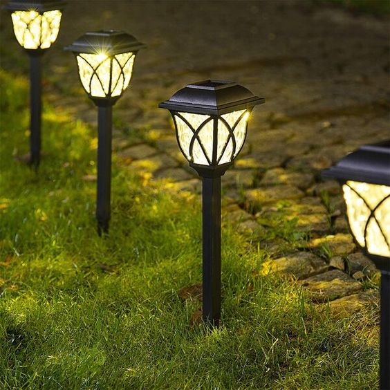 Floroux | Lumière de jardin LED moderne et luxueuse