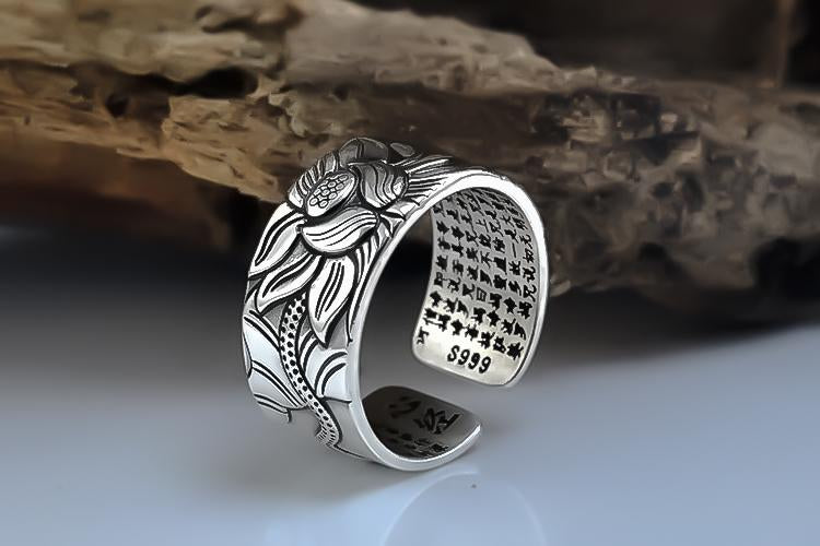 Anneau Lotus Sutra Argent Élegant | Design Unique et Tendance