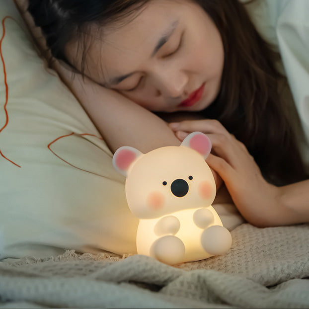 Lampe de nuit LED Koala en silicone moelleux avec chapeau - Cadeau parfait pour les enfants et les filles