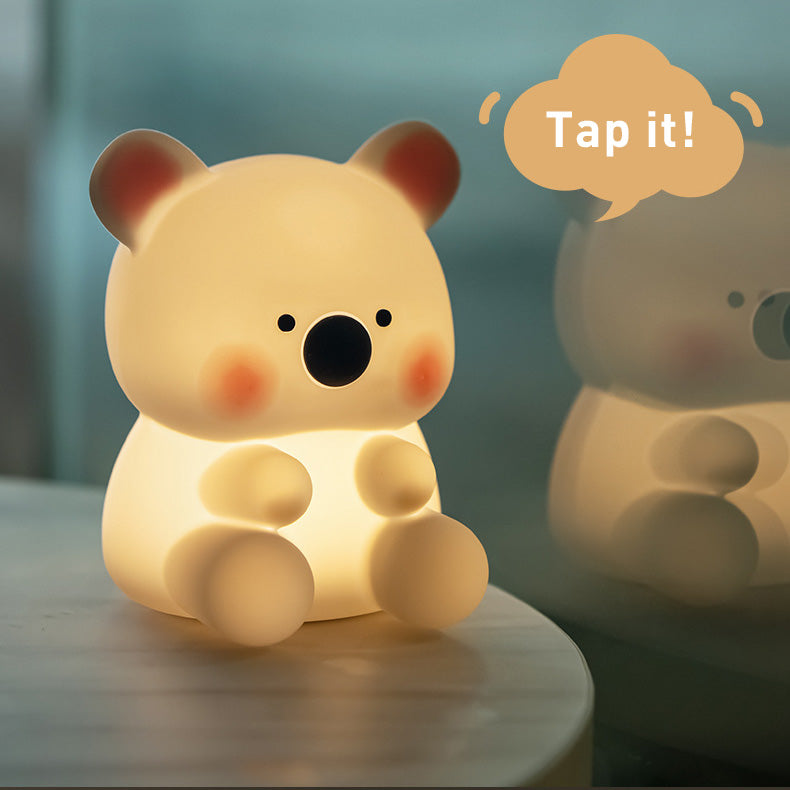 Lampe de nuit LED Koala en silicone moelleux avec chapeau - Cadeau parfait pour les enfants et les filles