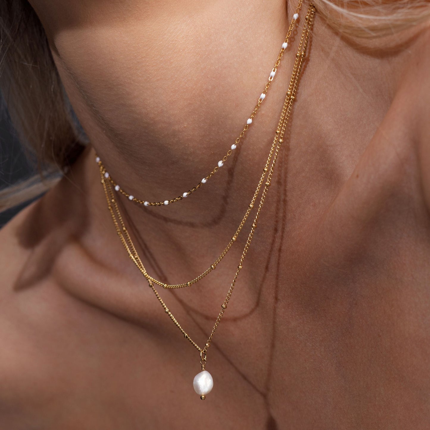 Amara Double Perles Choker - Élégant et Unique !