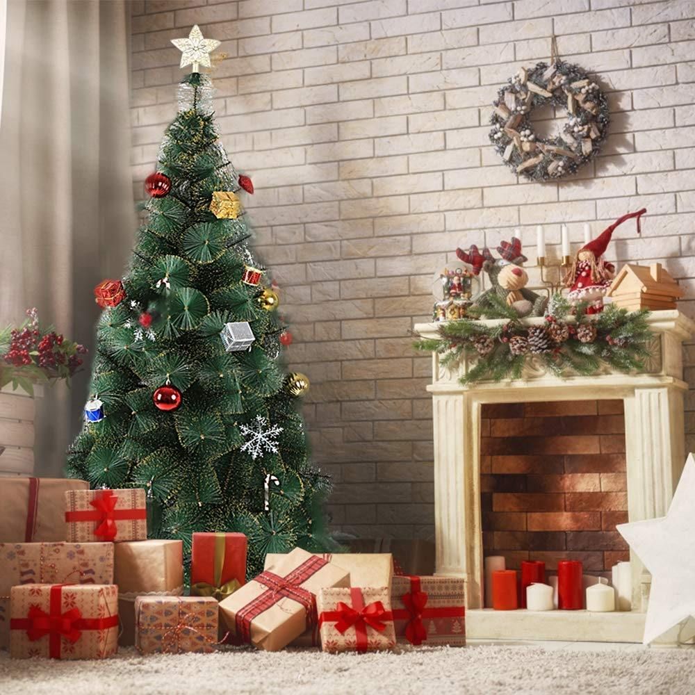 Arbre de Noël en Pin Classique de 6 pieds – Design Vert Réaliste avec Accents Dorés, Décoration de Vacances Idéale pour la Maison et le Bureau 2024