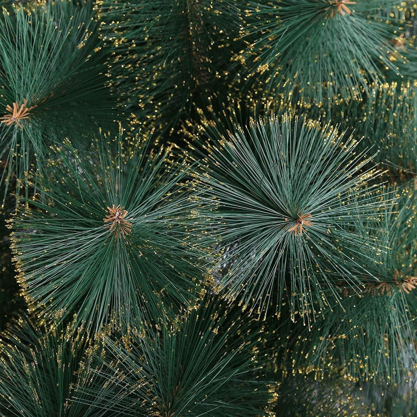 Arbre de Noël en Pin Classique de 6 pieds – Design Vert Réaliste avec Accents Dorés, Décoration de Vacances Idéale pour la Maison et le Bureau 2024