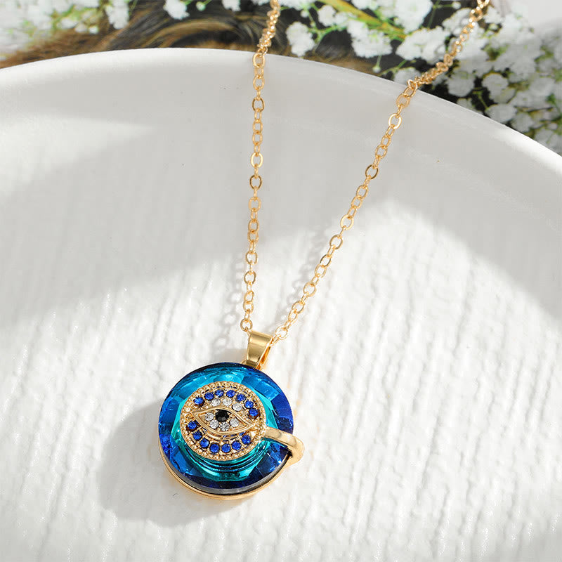 Toujours Protégé : Collier Œil Malin pour Votre Sécurité