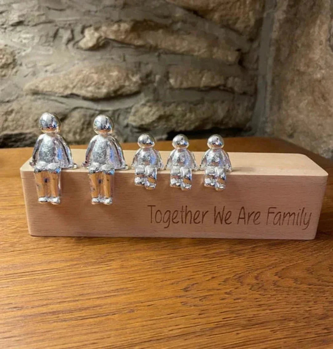 Sculpture "Relation Familiale Éternelle".