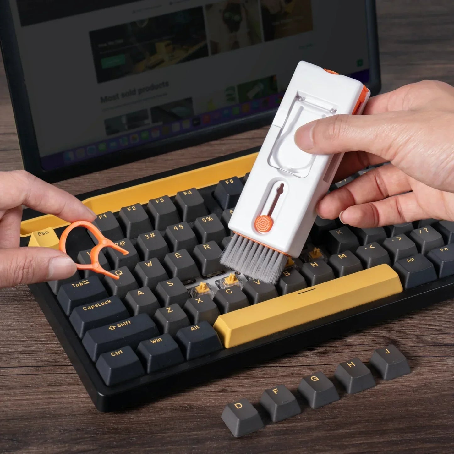 11-en-1 Kit de nettoyage | Solution tout-en-un pour le nettoyage électronique