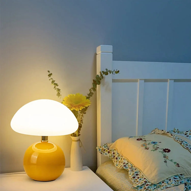 Floroux - Élégante lampe champignon française pour un éclat cosy et artistique