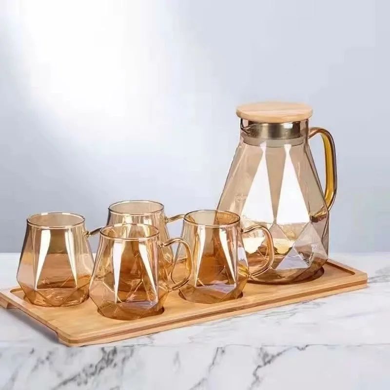 Carafe d'eau élégante
