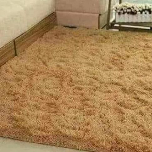 5*8 Tapis Pelucheux