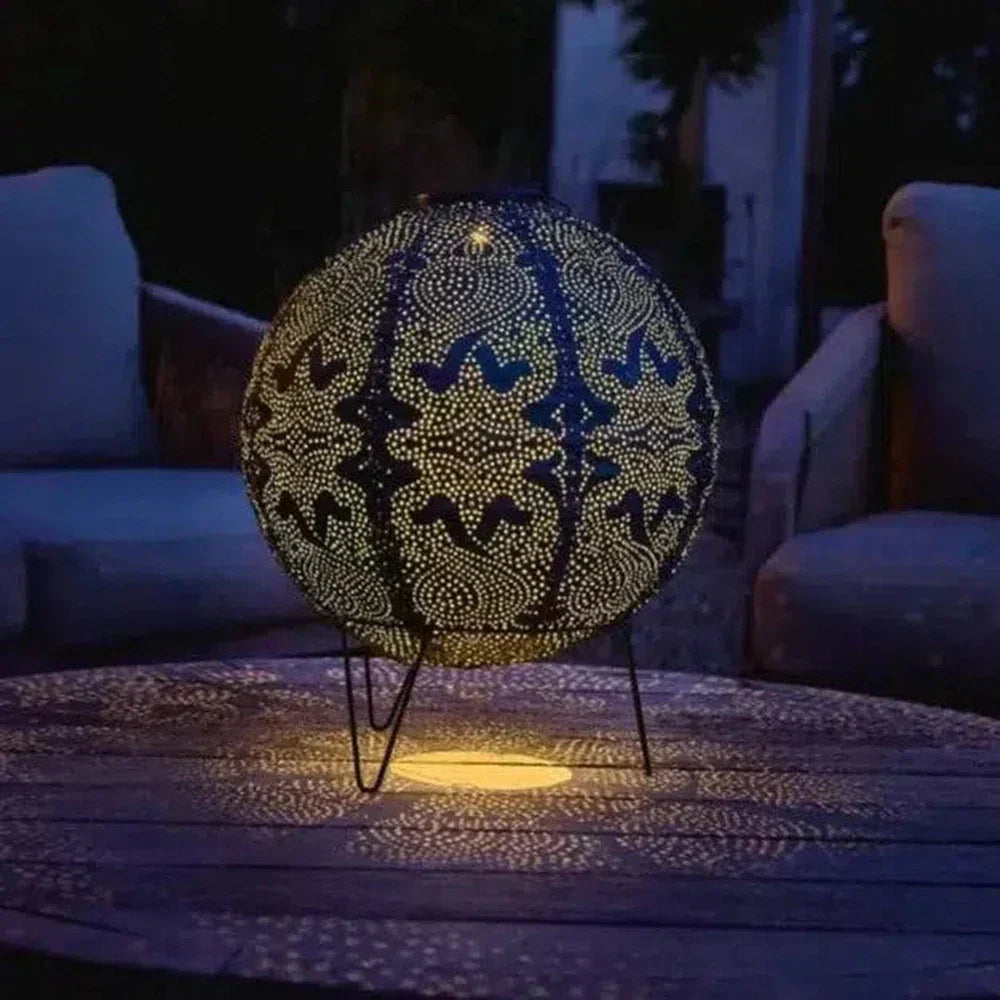 Floroux Lanterne Globe Design