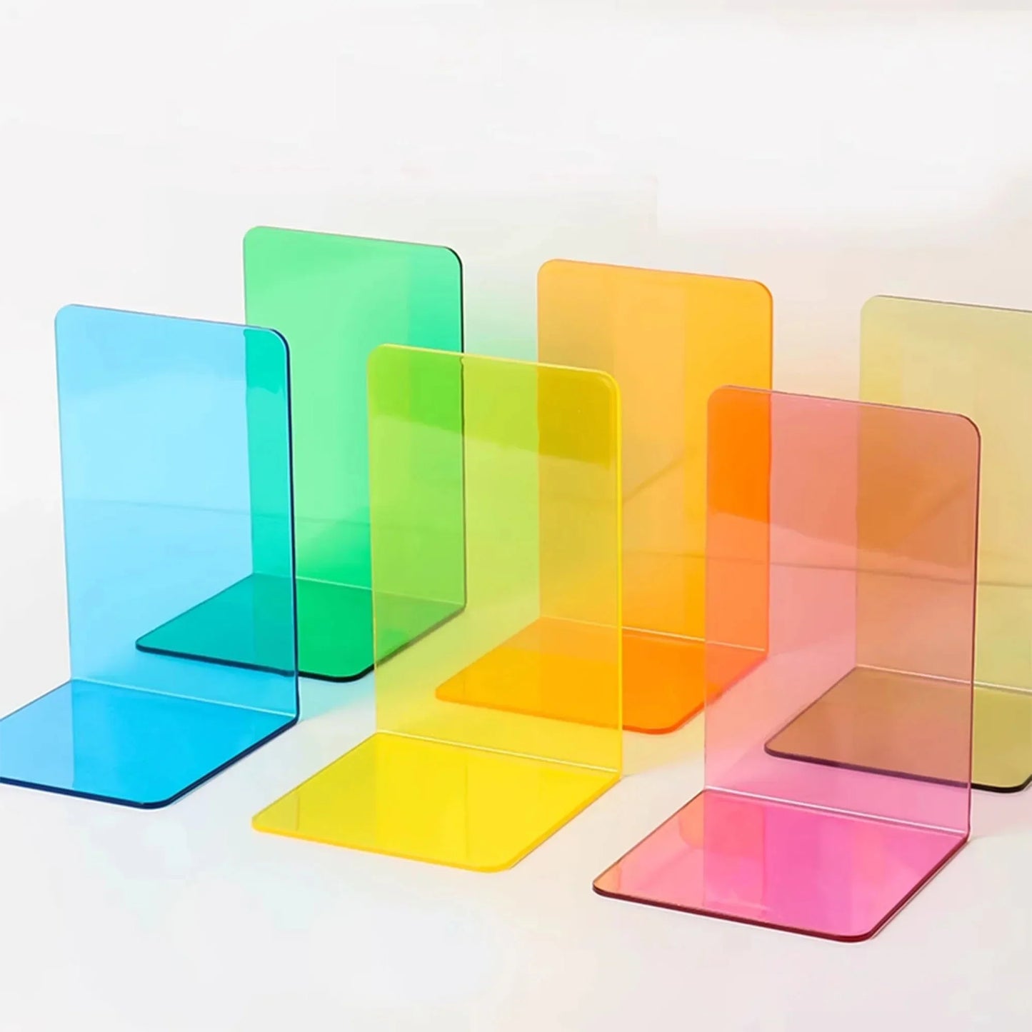 Support livres robustes en acrylique.
