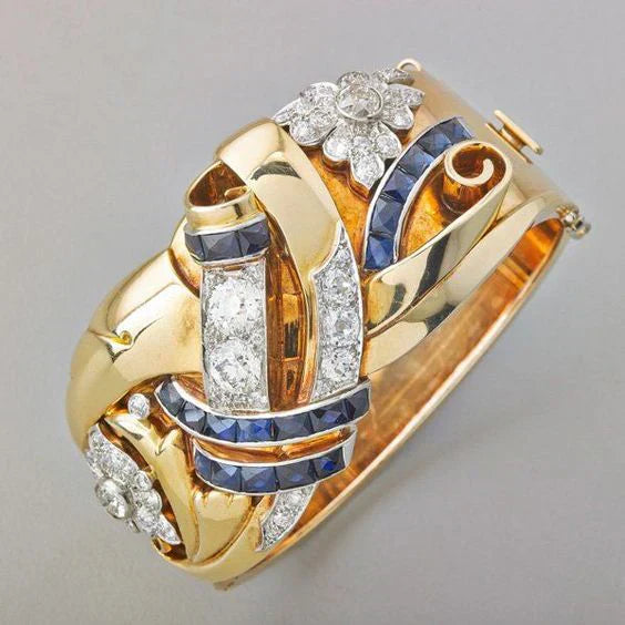 Bague vintage en or intemporelle de Celia avec superbe zircon bleu