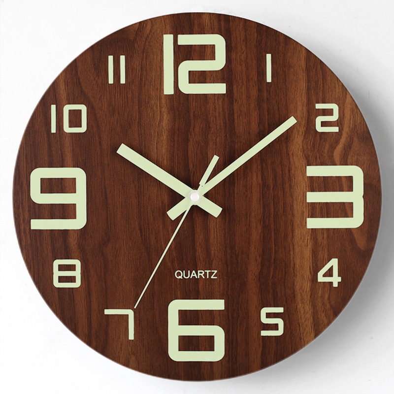 Horloge murale en bois Floroux