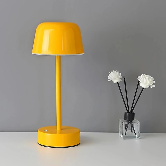 Lampe de table LED colorée