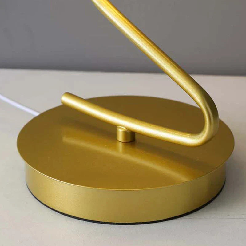 Lampe de table LED inspirée des papillons