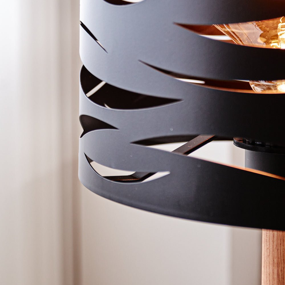 Floroux – Belle lampe de table en métal noir pour une atmosphère moderne
