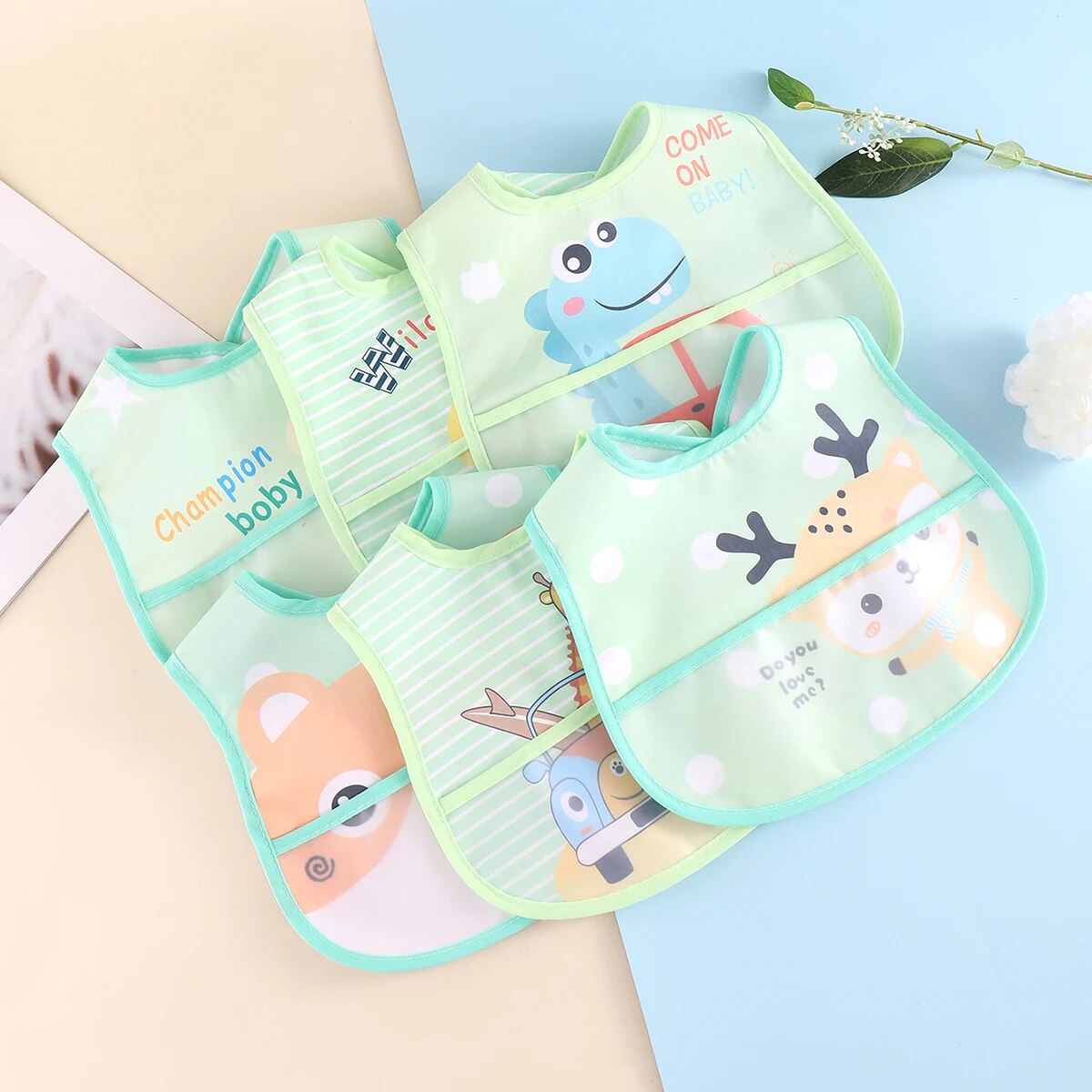 AquaGuard - Ensemble de 5 Bavoirs Réglables pour Bébé