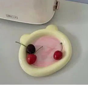 Assiette dodue en couleurs pastel de style coréen