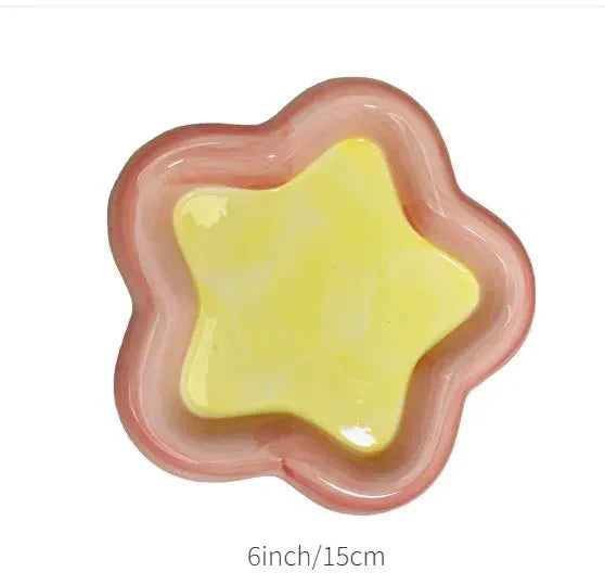 Assiette dodue aux couleurs pastel dans le style coréen