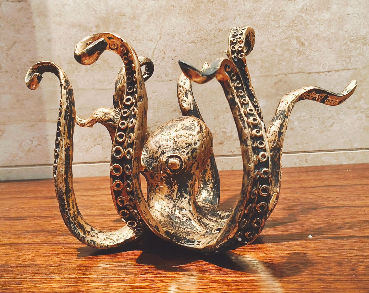 Porte-tasse Rustique Kraken Octopus – Organisateur de Tasse Nautique, Capacité de 8 Tasses