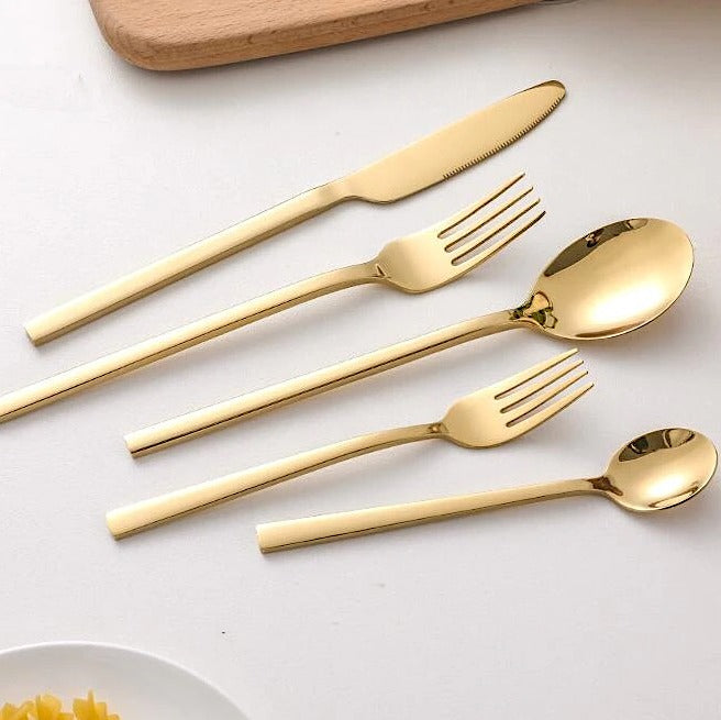 30 pièces de couverts Arya