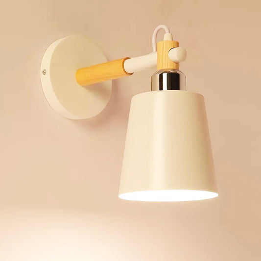 Applique de chevet scandinave en bois