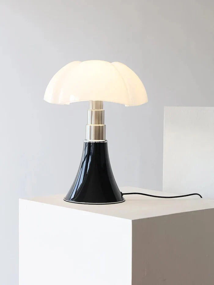 FloraLuxe - Élégante Lampe de Table à Fleurs pour Intérieur