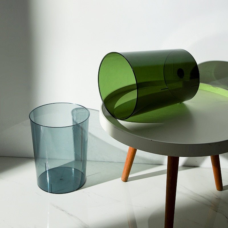 Poubelle transparente de luxe