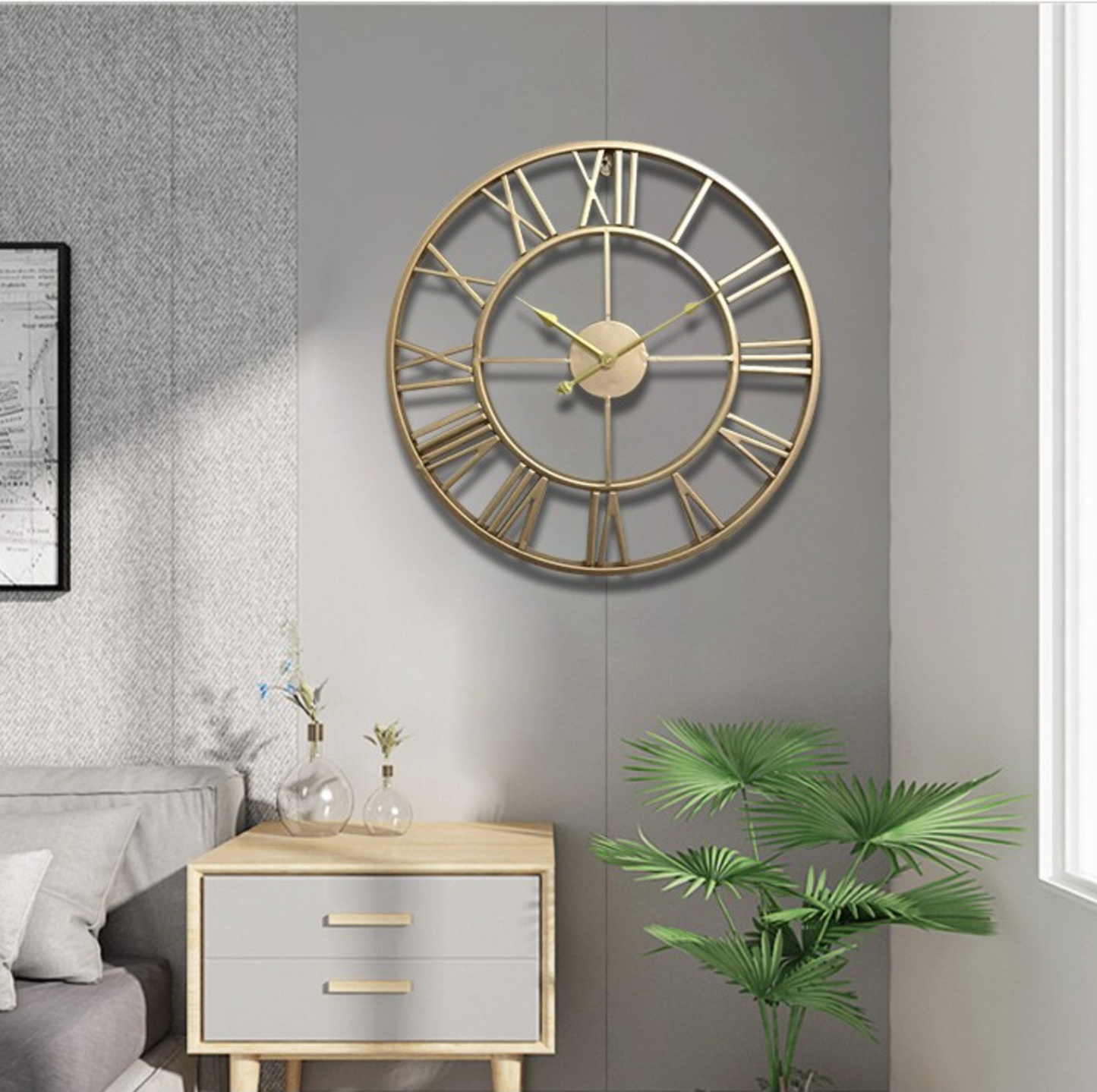 Montre murale squelette en or ou en bronze