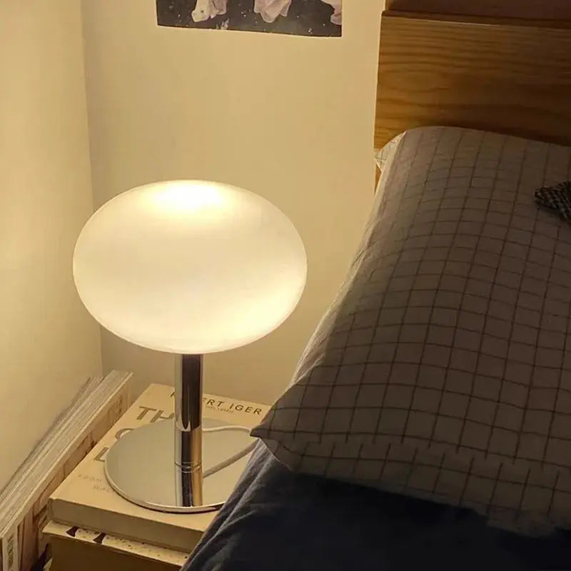 LumièreLux - Lampe de Table Moderne en Cristal Raffinée