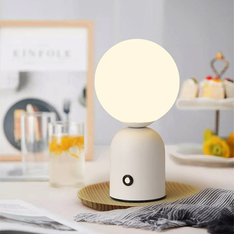 Floroux - lampe de table LED rechargeable pour un éclairage cosy dans la chambre à coucher et le salon