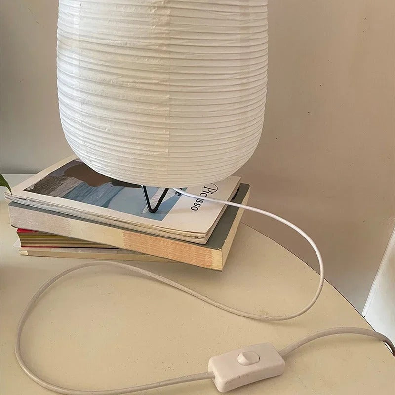 Floroux – Lampe de table LED minimaliste pour un paradis scandinave