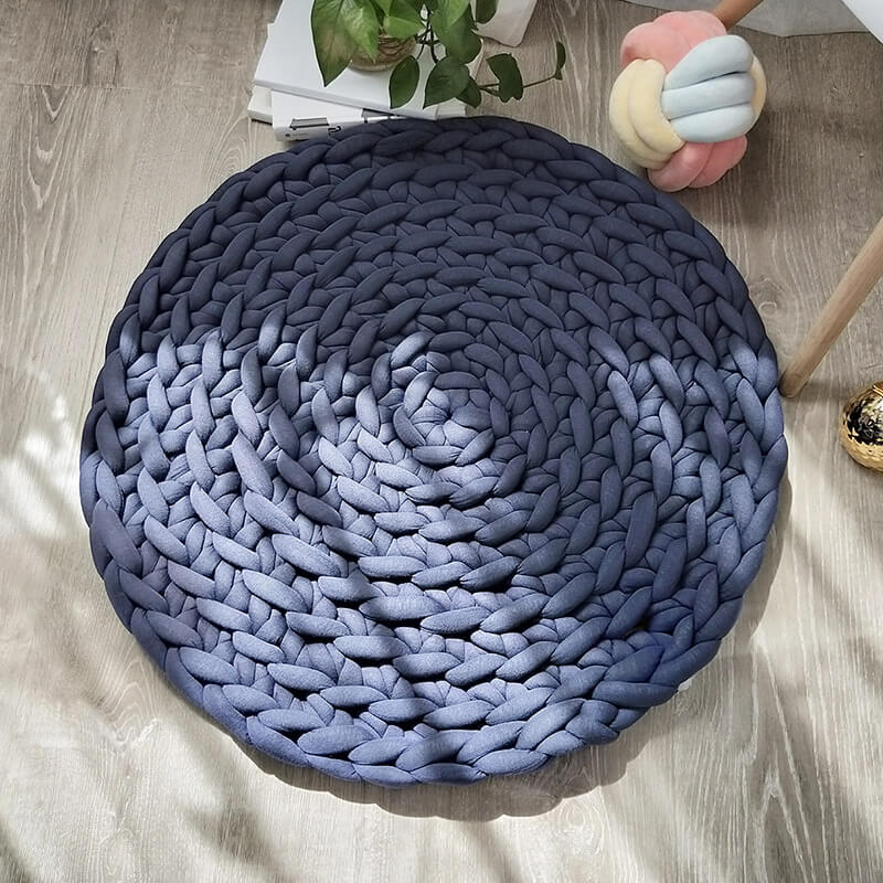 Tapis rond tricoté