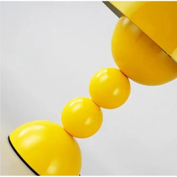 LumiFleur – Lampe de table portable et élégante