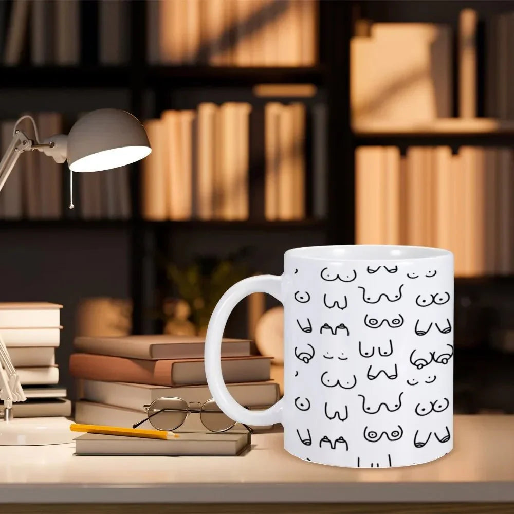 Tasse à café originale et amusante en céramique avec motif de seins