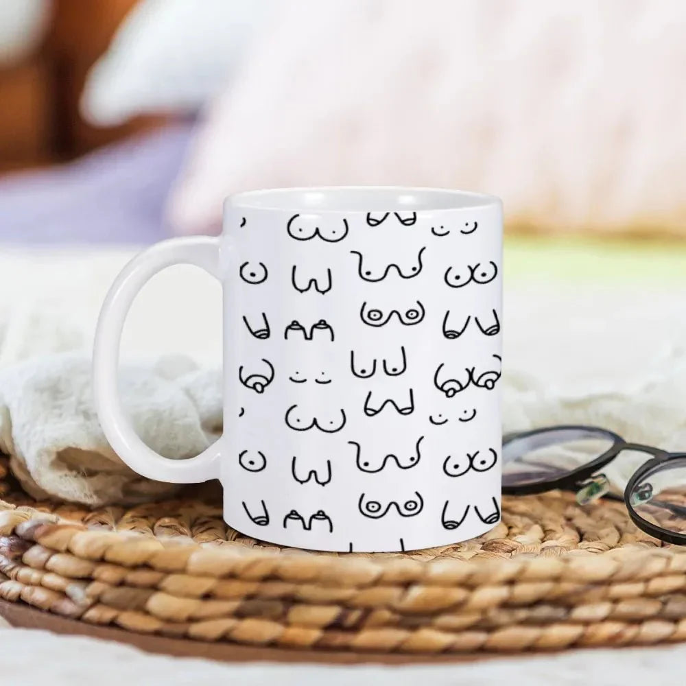 Tasse à café originale et amusante en céramique avec motif de seins