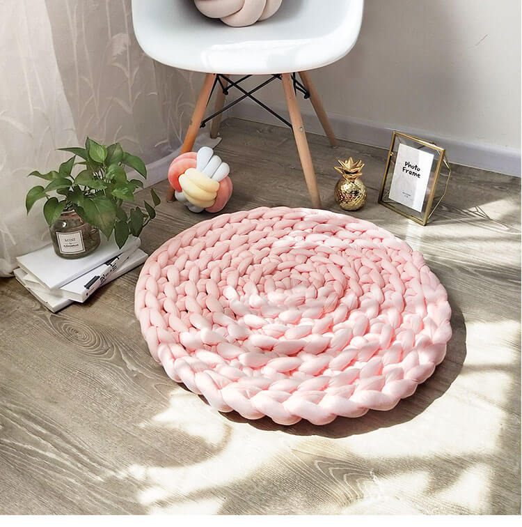 Tapis rond tricoté