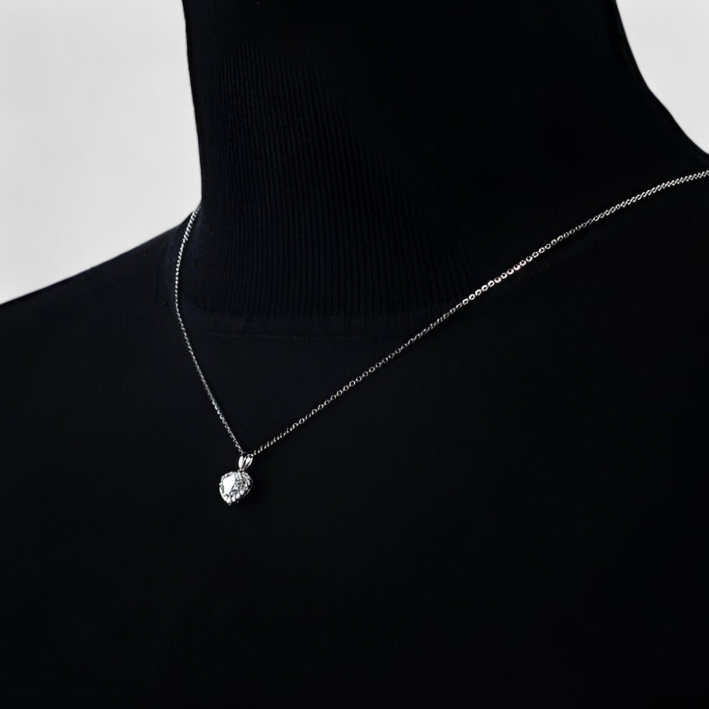 Amouria - Luxe Moissanite Pendentif en Forme de Cœur Collier