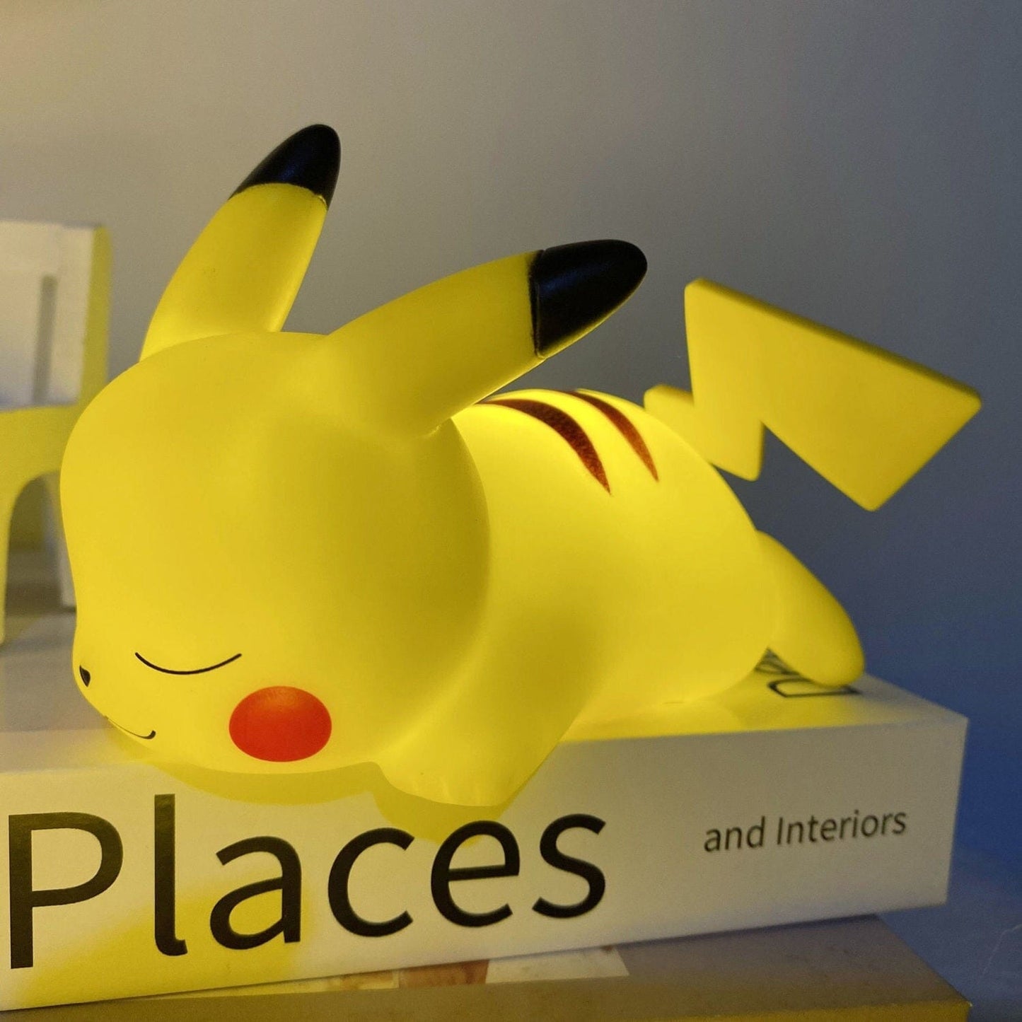 Lampadaire Pikachu Enchanteur - Lumière Magique pour Enfants