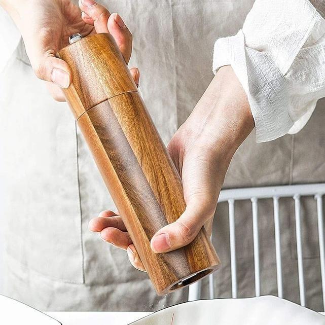 Acacia Wood Salt and Pepper Mills Floroux | Precise Grinding | Elegant Design | High-Quality Craftsmanship
