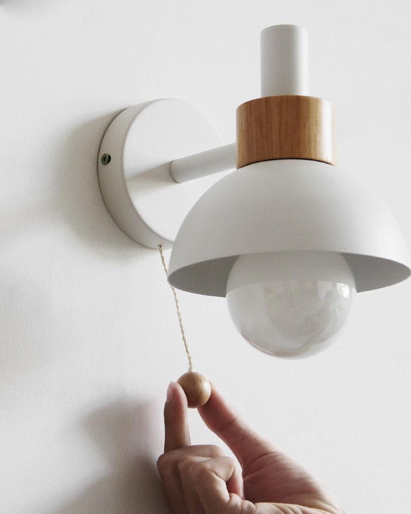 Applique colorée en bois et métal en forme de boule avec corde d'activation - Soldes