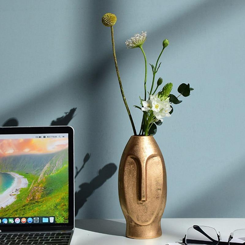 Abstract ceramic vase Floroux with face design | Modern decorative accent | Timeless & elegant